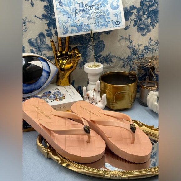 🆕 KURT GEIGER LONDON 🧿 NWOB Kensington Q Flipflop, Peach - Sz EU 37 US 7 - Picture 3 of 14